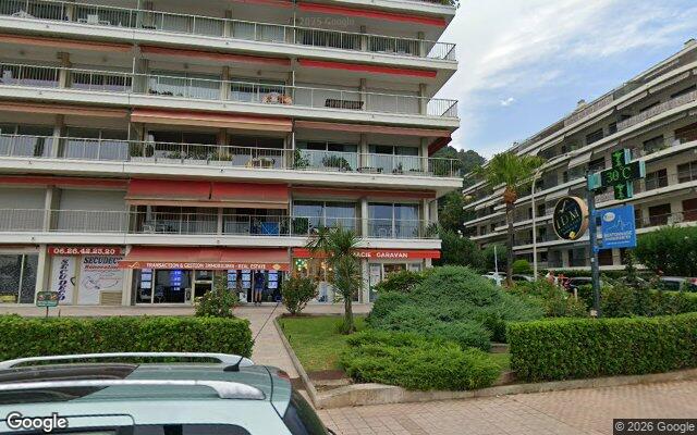 Façade : 13 Porte de France 6500 Menton, Menton